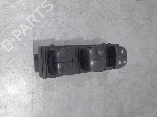 Used Left front window switch NISSAN PULSAR Hatchback (C13) 1.5 dCi (110 hp) 26976863