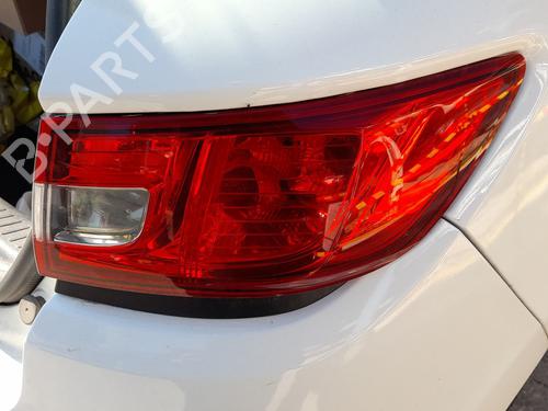 right-taillight-renault-clio-iv-bh_-2012-2013-2014-2015-2016-2017-2018-2019-2020-2021-35979073 main image