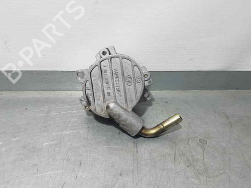 Used Vacuum pump MERCEDES-BENZ VITO Van (W638) [1997-2003]  6517719