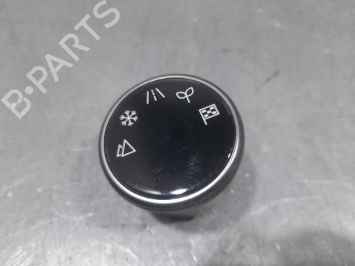 switch-nissan-qashqai-iii-j12-255356ra0b-2021-22971033 main image