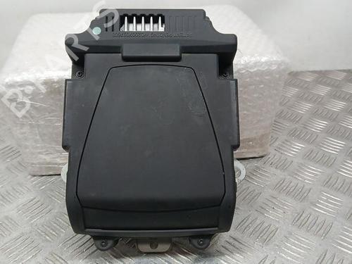 Used Display monitor PEUGEOT 3008 I MPV (0U_) 1.6 BlueHDi 120 (120 hp) 30382688