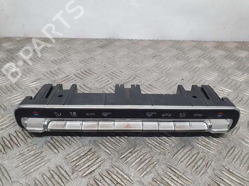 Used Climate control MERCEDES-BENZ CLA (C118) CLA 200 (118.387) (163 hp) 17621756