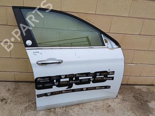 right-front-door-fiat-tipo-hatchback-356_-357_-2016-31623795 main image