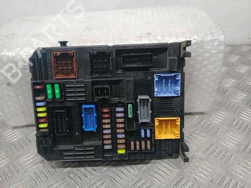Used Fuse box PEUGEOT 3008 II SUV (MC_, MR_, MJ_, M4_) [2016-2025]  21096755