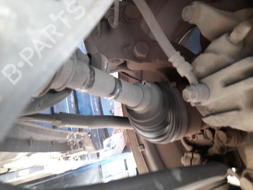 Used Left front driveshaft NISSAN NV200 Van 1.5 dCi 85 (M20, M20N, M20M) (86 hp) 29884939