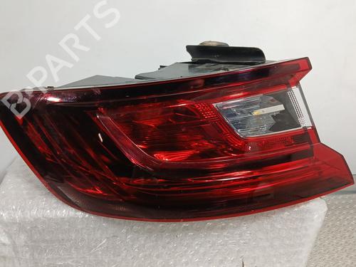 left-taillight-renault-megane-iv-hatchback-b9amn_-2015-40194958 main image