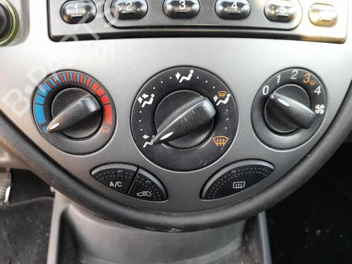 Airco bedieningspaneel FORD FOCUS I Turnier (DNW) 1.6 16V (100 hp) 28301887