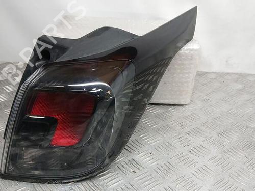 Used Right taillight OPEL CROSSLAND X / CROSSLAND (P17, P2QO) [2017-2025]  22179031