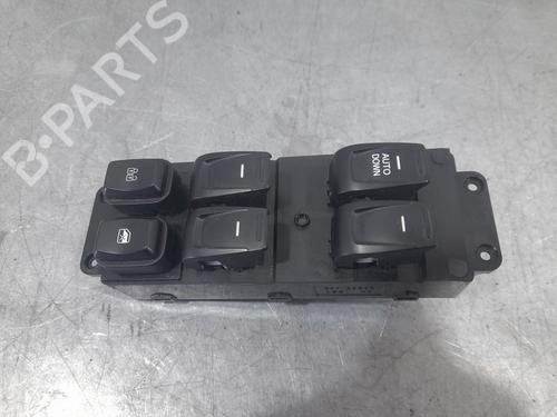 Used Left front window switch SSANGYONG TIVOLI 1.5 (163 hp) 31622478
