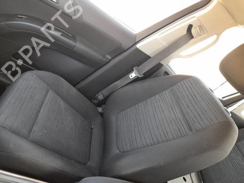 Used Right front seat OPEL MERIVA B MPV (S10) 1.4 (75) (100 hp) 27259581