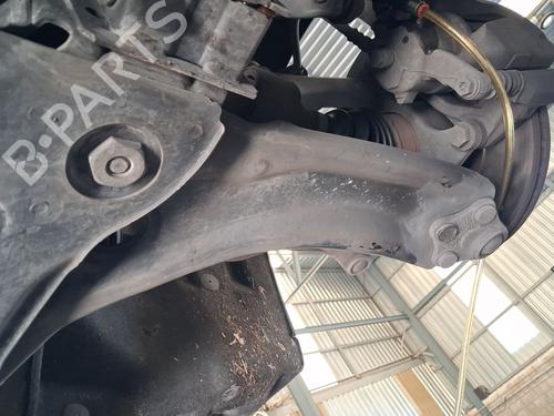 left-front-suspension-arm-renault-megane-iv-hatchback-b9amn_-2015-39955094 main image