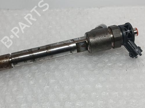 Inyector OPEL VIVARO C Van (K0) 1.5 (120 hp) 32142118