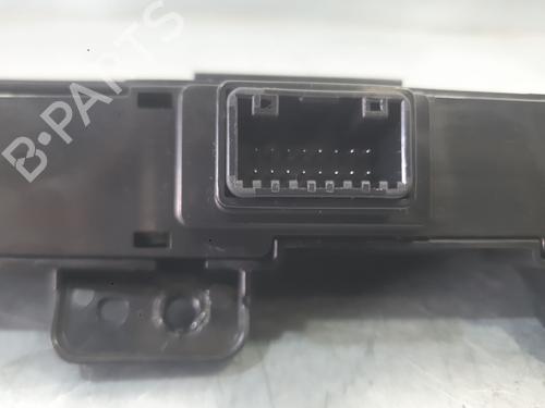 Warning switch KIA STONIC (YB) 1.0 T-GDi | BP37274421I22 - Image 3