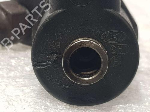 Injector HYUNDAI H-1 / STAREX Bus (A1)  | BP16657237M100 