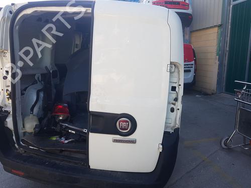 Used Right tailgate Right tailgate FIAT DOBLO Cargo (263_) 1.3 D Multijet (263WXU1A, 263ZXU1A, 263WYB1A, 263ZYB1A) (95 hp) 33618707 33618707