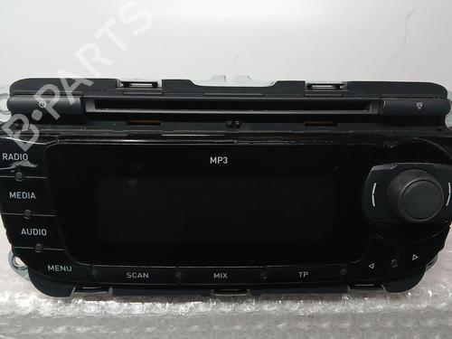 Used Radio Radio SEAT LEON (1P1) 1.9 TDI (105 hp) 32090120 32090120