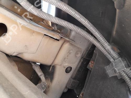 Used Front bumper reinforcement ALFA ROMEO 147 (937_) 1.9 JTDM 8V (937.AXD1A, 937.AXU1A, 937.BXU1A) (120 hp) 29807755