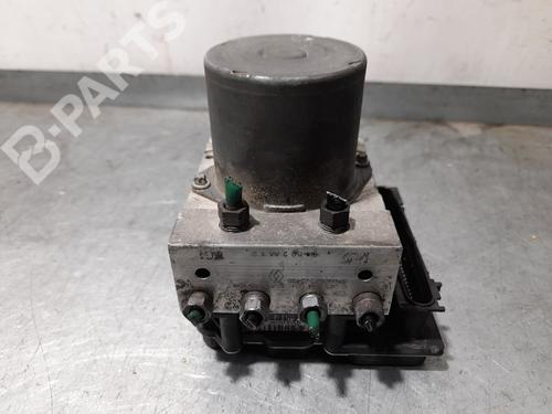 Used ABS pump RENAULT MEGANE II (BM0/1_, CM0/1_) [2001-2012]  3709818