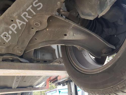 Used Left front suspension arm NISSAN JUKE (F15) [2010-2019]  17330642