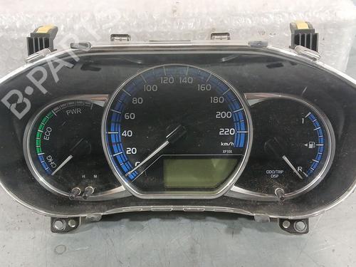 Quadro strumenti Quadro strumenti TOYOTA YARIS (_P13_) 1.5 (NSP131_) (112 hp) 36868277 36868277