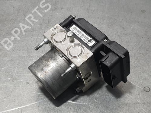 Used ABS pump NISSAN NV200 / EVALIA Bus [2010-2025]  7102327