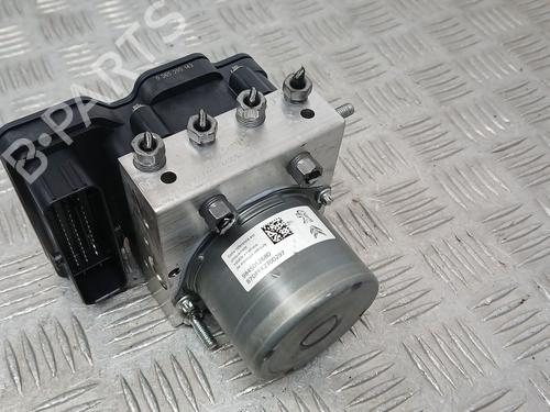Used ABS pump PEUGEOT 3008 II SUV (MC_, MR_, MJ_, M4_) 1.2 THP/ PureTech 130 (MRHNSM, MRHNSU, MRHNSJ, MRHNYW,... (131 hp) 26136012