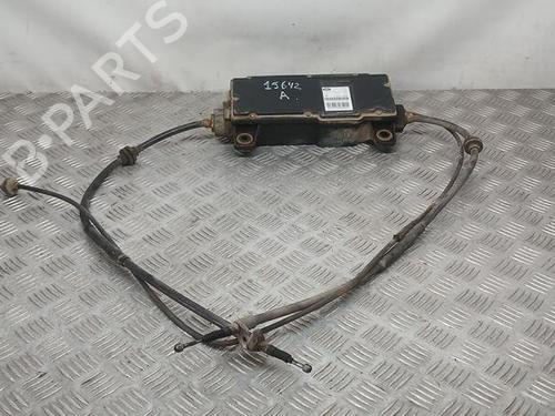 Used Electric handbrake LAND ROVER RANGE ROVER III (L322) 3.6 D 4x4 (272 hp) 18676700