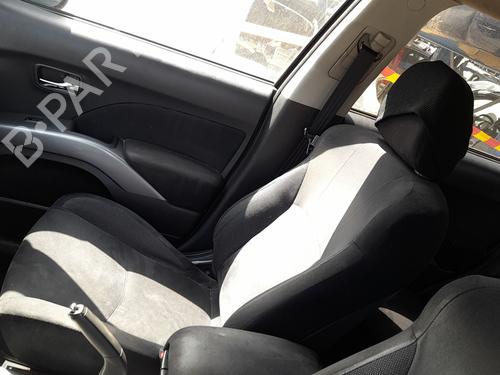 Sæde højre fortil Sæde højre fortil MITSUBISHI OUTLANDER II (CW_W) 2.2 DI-D 4WD (140 hp) 33854587 33854587