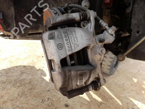 Used Right front brake caliper PEUGEOT 3008 II SUV (MC_, MR_, MJ_, M4_) 1.2 THP/ PureTech 130 (MRHNSM, MRHNSU, MRHNSJ, MRHNYW,... (131 hp) 26551920
