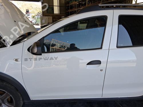 Used Left front door Left front door 38302800 38302800