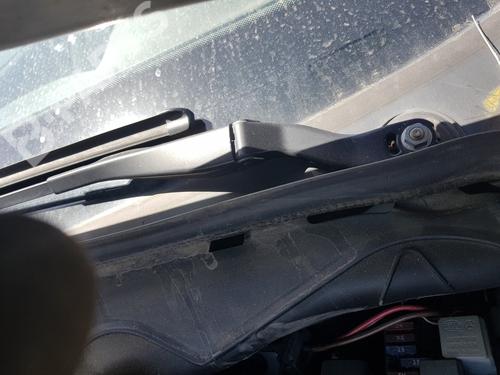 front-wiper-motor-mercedes-benz-e-class-w211-e-220-cdi-211006-2002-2003-2004-2005-2006-2007-2008-2009-10407246 main image