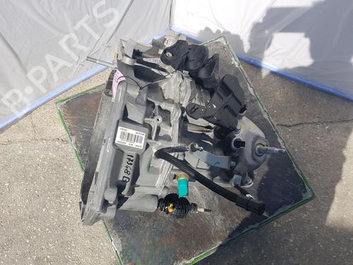 gearbox-dacia-sandero-iii-2021-31827586 main image