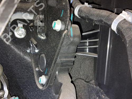 Used Pedal Pedal 37720613 37720613