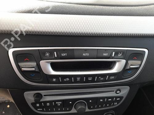 Used Climate control RENAULT FLUENCE (L3_) 1.5 dCi (L30D, L30L, L306, L33F, L33L, L33M, L33V, L33W) (110 hp) 26182300
