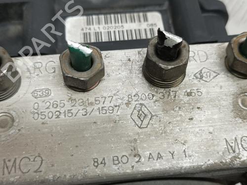 Used ABS pump RENAULT MEGANE II (BM0/1_, CM0/1_) [2001-2012]  3708301