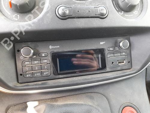 Used Radio RENAULT KANGOO Express (FW0/1_) 1.5 dCi 90 (FW0G, FW05, FW08, FW11) (90 hp) 29400988