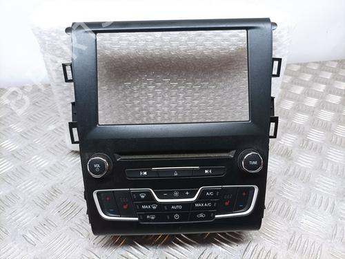 Used Climate control FORD MONDEO V Saloon (CD) 2.0 EcoBoost (240 hp) 13812642