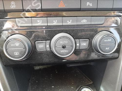 Used Climate control VW T-ROC (A11, D11) 1.5 TSI (150 hp) 27182235