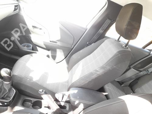 Used Right front seat Right front seat OPEL CORSA F (P2JO) 1.2 (68) (101 hp) 34221856 34221856