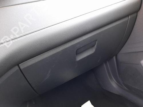 Handskerum SEAT ARONA (KJ7, KJP) 1.0 TGi (90 hp) 27659902