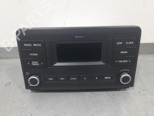 radio-kia-rio-iv-yb-sc-fb-2017-17002600 main image