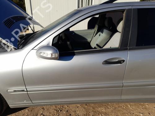 Used Left front door MERCEDES-BENZ C-CLASS T-Model (S203) C 220 CDI (203.206, 203.208) (143 hp) 31340448