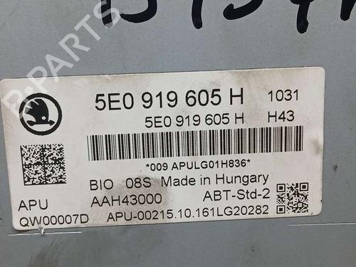 Radio SKODA OCTAVIA III Combi (5E5, 5E6) | BP17191896E6