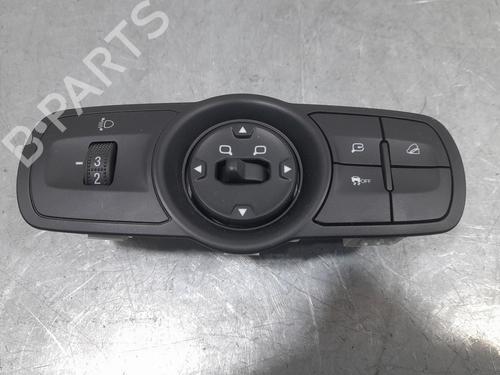 BP19268395I25 main image