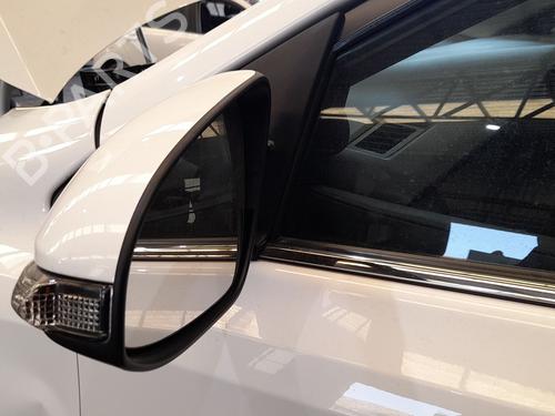 Used Left mirror Left mirror 37217926 37217926