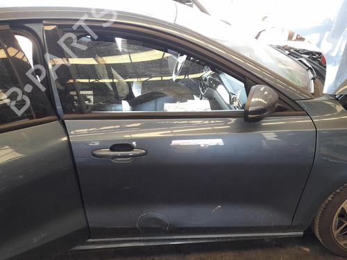 Used Right front door Right front door 37178004 37178004