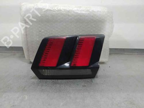 Used Right taillight Right taillight PEUGEOT 3008 II SUV (MC_, MR_, MJ_, M4_) [2016-2026] 15217197 15217197