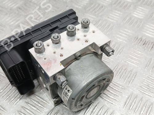 Used ABS pump RENAULT ESPACE V (JR_) 1.6 dCi 160 (160 hp) 25810639