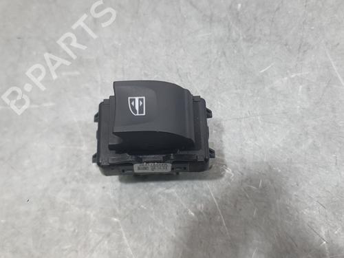 Used Right rear window switch Right rear window switch DACIA SANDERO III 1.0 TCe 90 (91 hp) 33321481 33321481