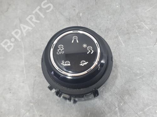 switch-citroen-c5-aircross-a_-2018-33434359 main image